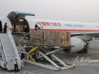 图 成都机场航空快运公司 成都到温州杭州广州等到全国精品空运 成都物流